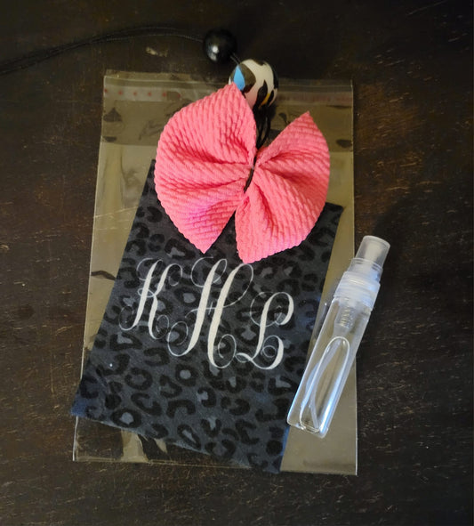 Black leopard felt freshie